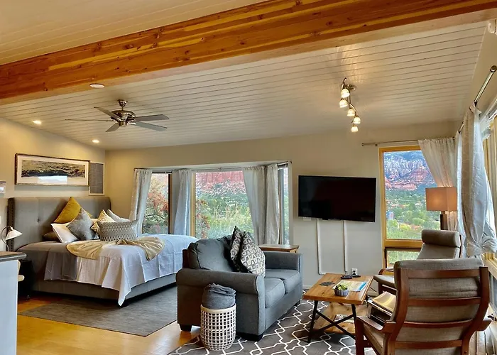 Perfect Couples Getaway Private Hot Tub Panoramic Red Rock Views Guest house
