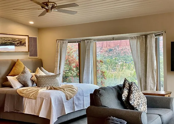 Guest house Perfect Couples Getaway Private Hot Tub Panoramic Red Rock Views Sedona