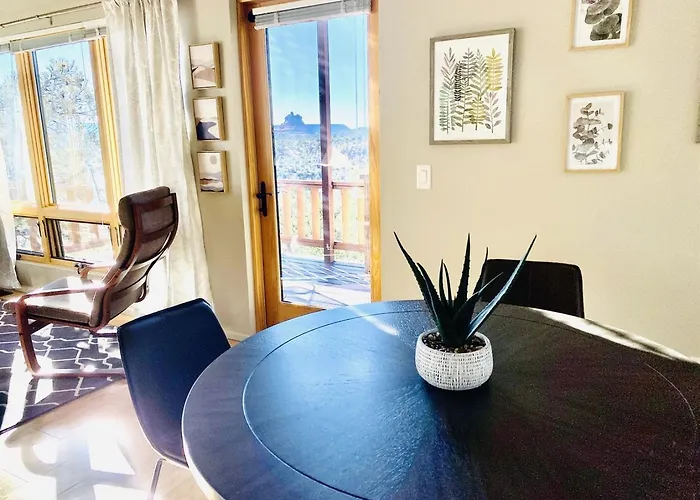 Perfect Couples Getaway Private Hot Tub Panoramic Red Rock Views Guest house 4*